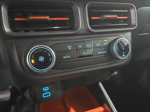 Used 2024 Ford Maverick XLT FWD image 22