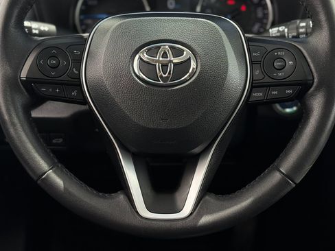 Certified 2022 Toyota RAV4 XLE w/ Convenience Package AWD/4WD image 14