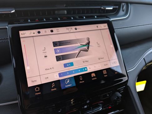 New 2025 Jeep Grand Cherokee Limited image 24