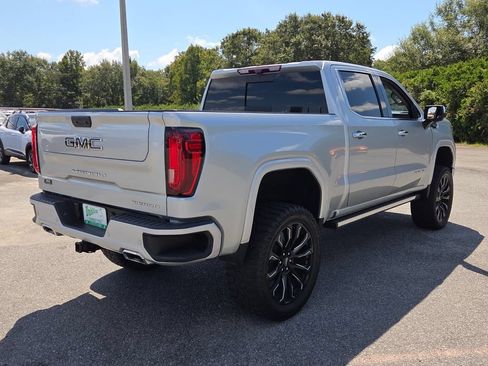 Used 2022 GMC Sierra 1500 Denali w/ Denali Reserve Package AWD/4WD image 12