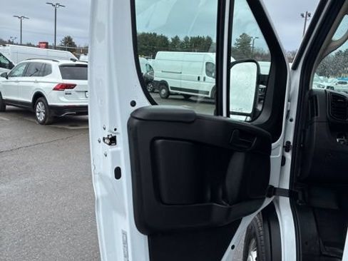 Used 2023 RAM ProMaster 2500 FWD image 28