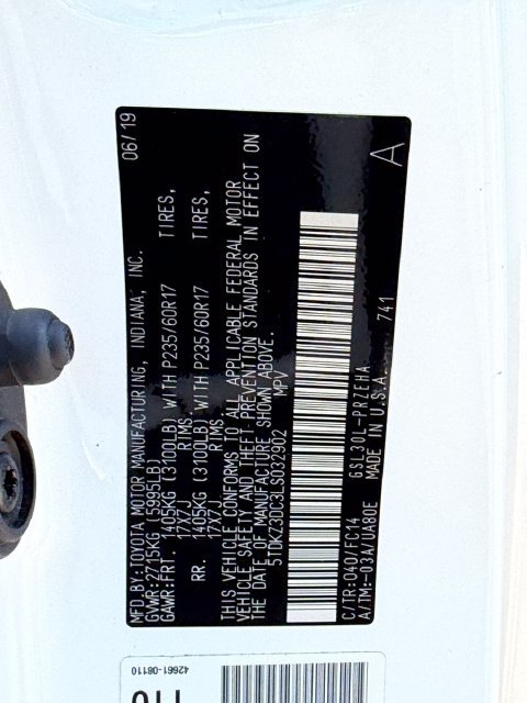 Used 2020 Toyota Sienna LE w/ Carpet Mat Package FWD image 29