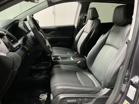 Used 2024 Honda Odyssey Touring image 14