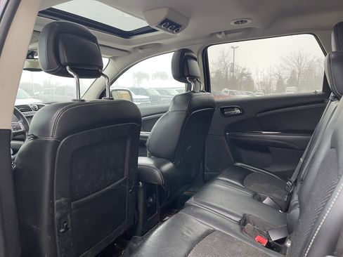 Used 2014 Dodge Journey Crossroad w/ Flexible Seating Group image 11