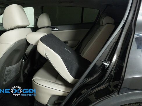Used 2018 Kia Sportage EX w/ Option Group 040 FWD image 26
