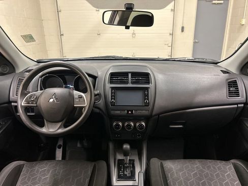 Used 2020 Mitsubishi Outlander Sport ES FWD image 18