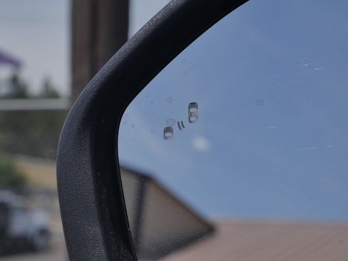 Used 2021 Ford Explorer Limited w/ Hybrid Equipment Group 310A AWD/4WD image 40