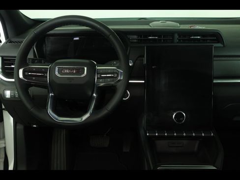 Used 2025 GMC Terrain Elevation AWD/4WD image 16