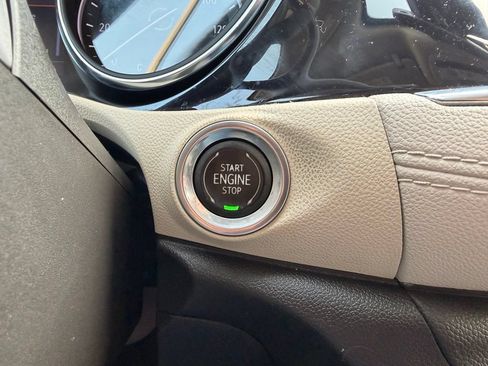 Used 2020 Buick Encore GX Essence w/ Experience Buick Package FWD image 22