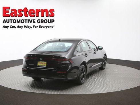 Used 2025 Honda Accord SE image 39