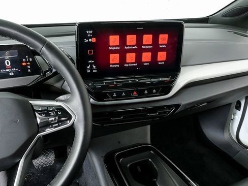 Certified 2023 Volkswagen ID.4 S image 9