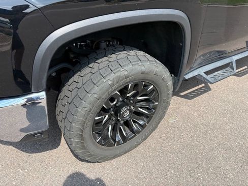 Used 2024 Chevrolet Silverado 2500 LTZ AWD/4WD image 10