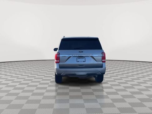 Used 2021 Ford Expedition Max XLT image 7