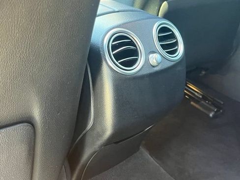 Used 2020 Mercedes-Benz GLC 300 4MATIC Coupe image 29