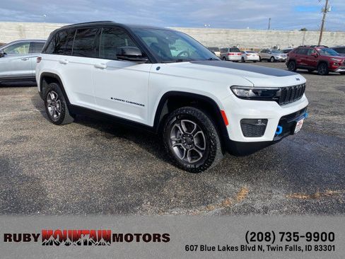 Used 2023 Jeep Grand Cherokee Trailhawk w/ Advanced Protech Group II image 1