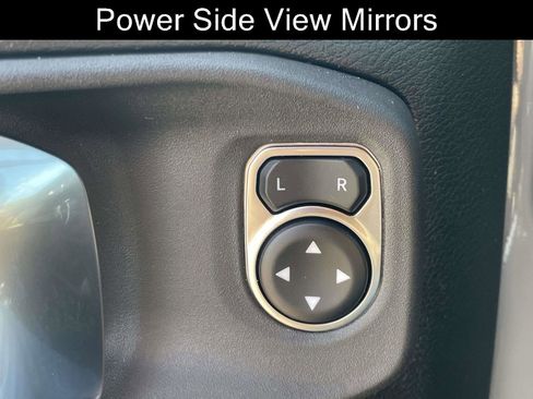 Used 2021 Jeep Wrangler Unlimited Sport image 13