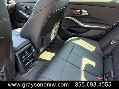 Used 2021 BMW 330i Sedan w/ M Sport Package RWD image 16