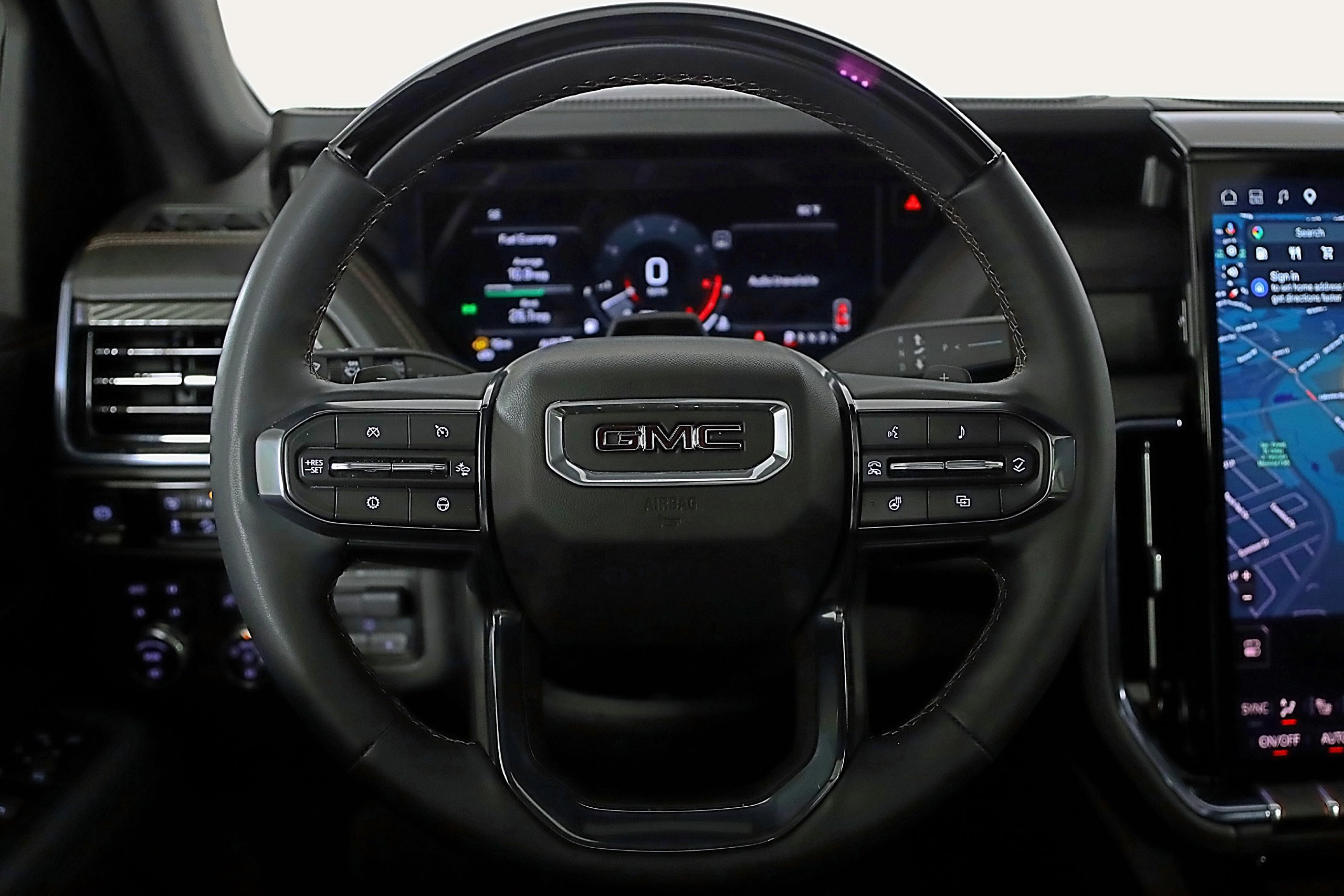 Used 2025 GMC Yukon AT4 AWD/4WD image 25