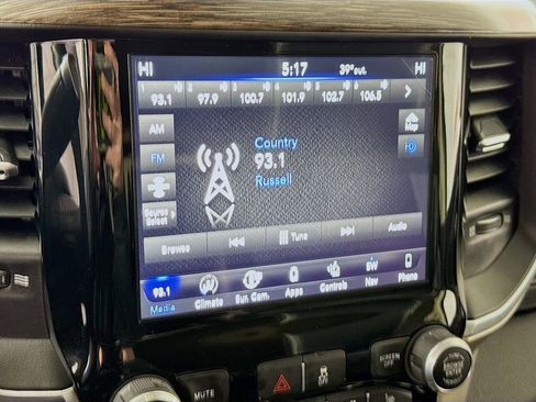 Used 2020 RAM 2500 Laramie image 8