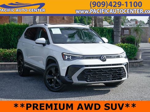 Used 2025 Volkswagen Taos SEL AWD/4WD image 1