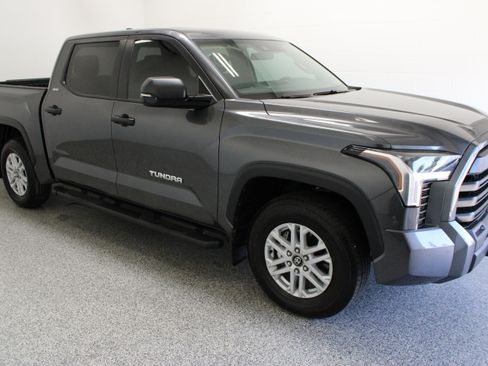 Used 2026 Toyota Tundra SR5 w/ SR5 Convenience Package RWD image 4