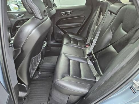 Used 2023 Volvo XC60 B5 Plus w/ Climate Package image 16