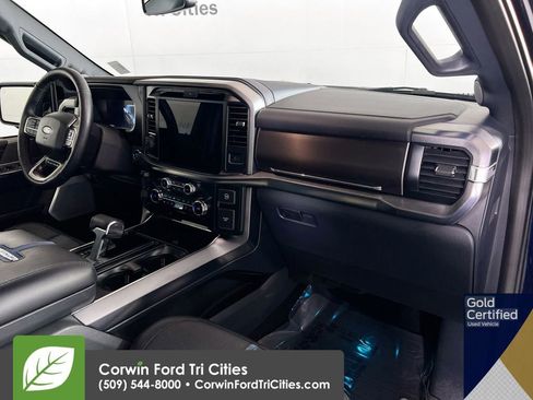 Certified 2025 Ford F150 Platinum AWD/4WD image 31