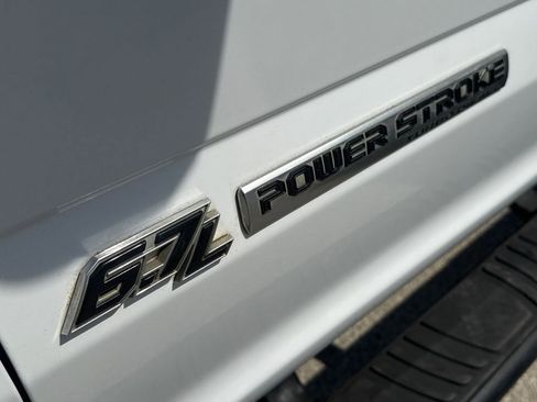 Used 2017 Ford F250 XLT w/ XLT Value Package image 7