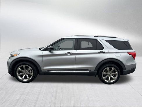 Used 2020 Ford Explorer Platinum w/ Premium Technology Package image 9