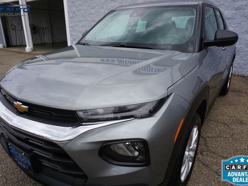 Used 2023 Chevrolet TrailBlazer LS image 5