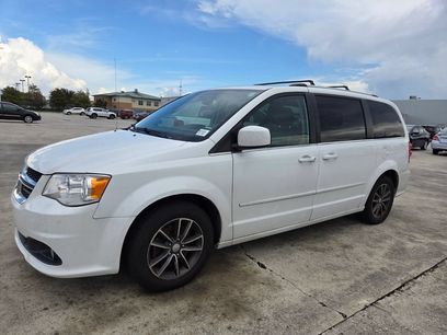 Used 2017 Dodge Grand Caravan SXT
