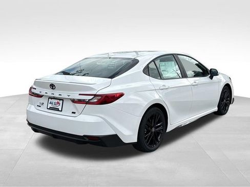 New 2026 Toyota Camry SE image 8