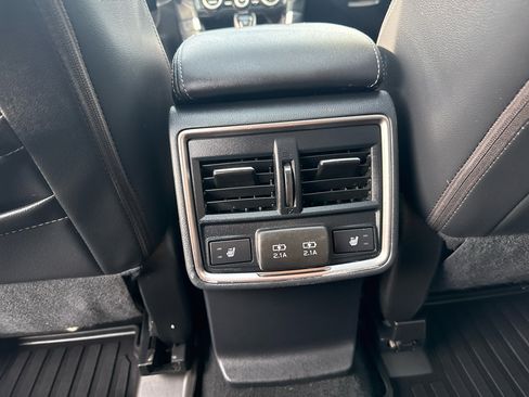 Used 2019 Subaru Forester Touring w/ Popular Package #3 image 18