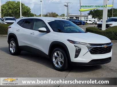 Used 2024 Chevrolet Trax LS w/ LS Convenience Package