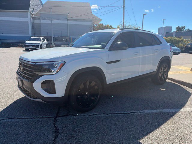 Used 2024 Volkswagen Atlas Cross Sport SE AWD/4WD image 7