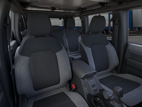 New 2026 Ford Bronco 4-Door AWD/4WD image 10