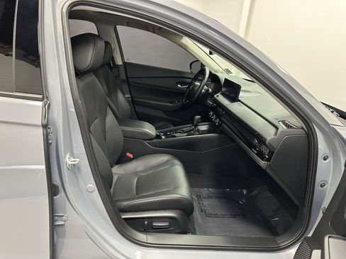 Certified 2024 Honda Accord EX-L image 38
