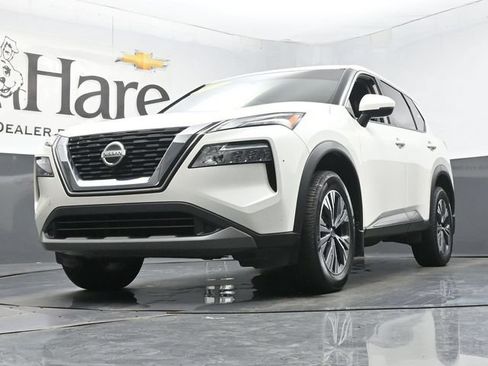 Used 2021 Nissan Rogue SV AWD/4WD image 4