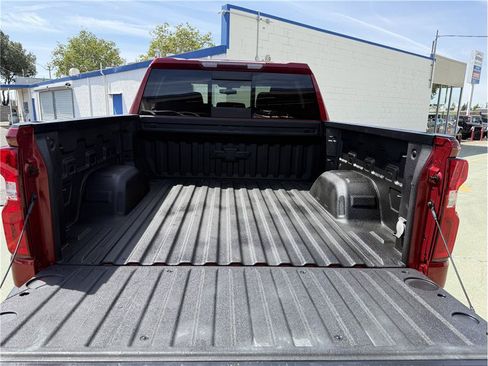 Used 2019 Chevrolet Silverado 1500 LT Trail Boss AWD/4WD image 20