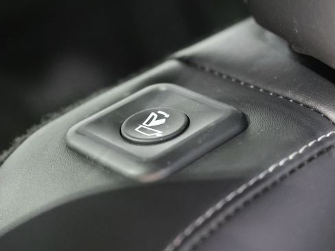 Used 2022 Kia Sorento SX image 24