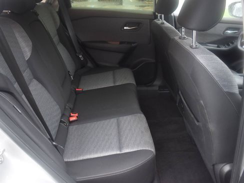 Used 2023 Nissan Rogue SV FWD image 53