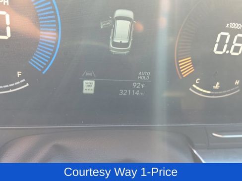 Used 2025 Hyundai Kona SEL FWD image 13