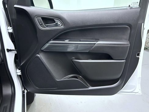 Used 2022 GMC Canyon AT4 w/ Trailering Package image 16