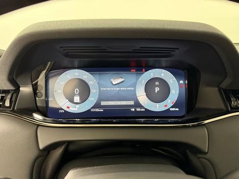 Certified 2026 Land Rover Range Rover Evoque S image 17