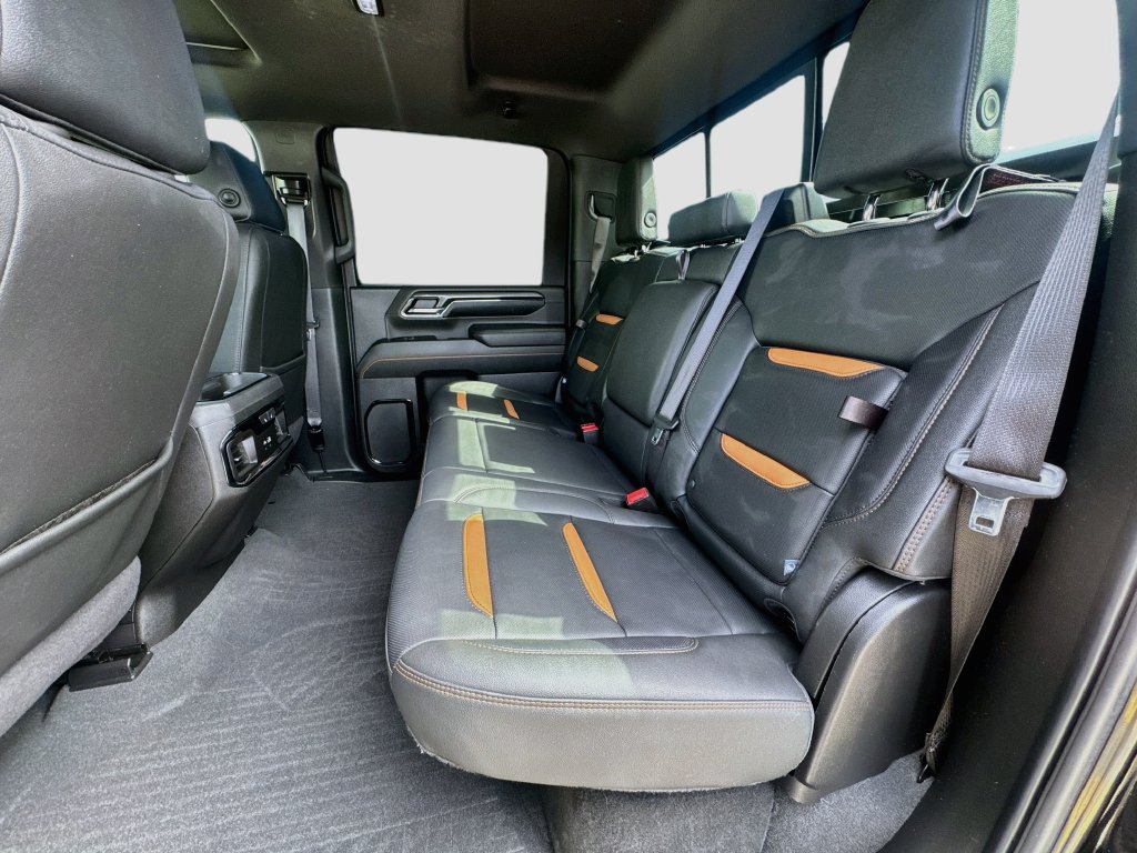 Used 2024 GMC Sierra 2500 AT4 w/ AT4 Premium Plus Package AWD/4WD image 29