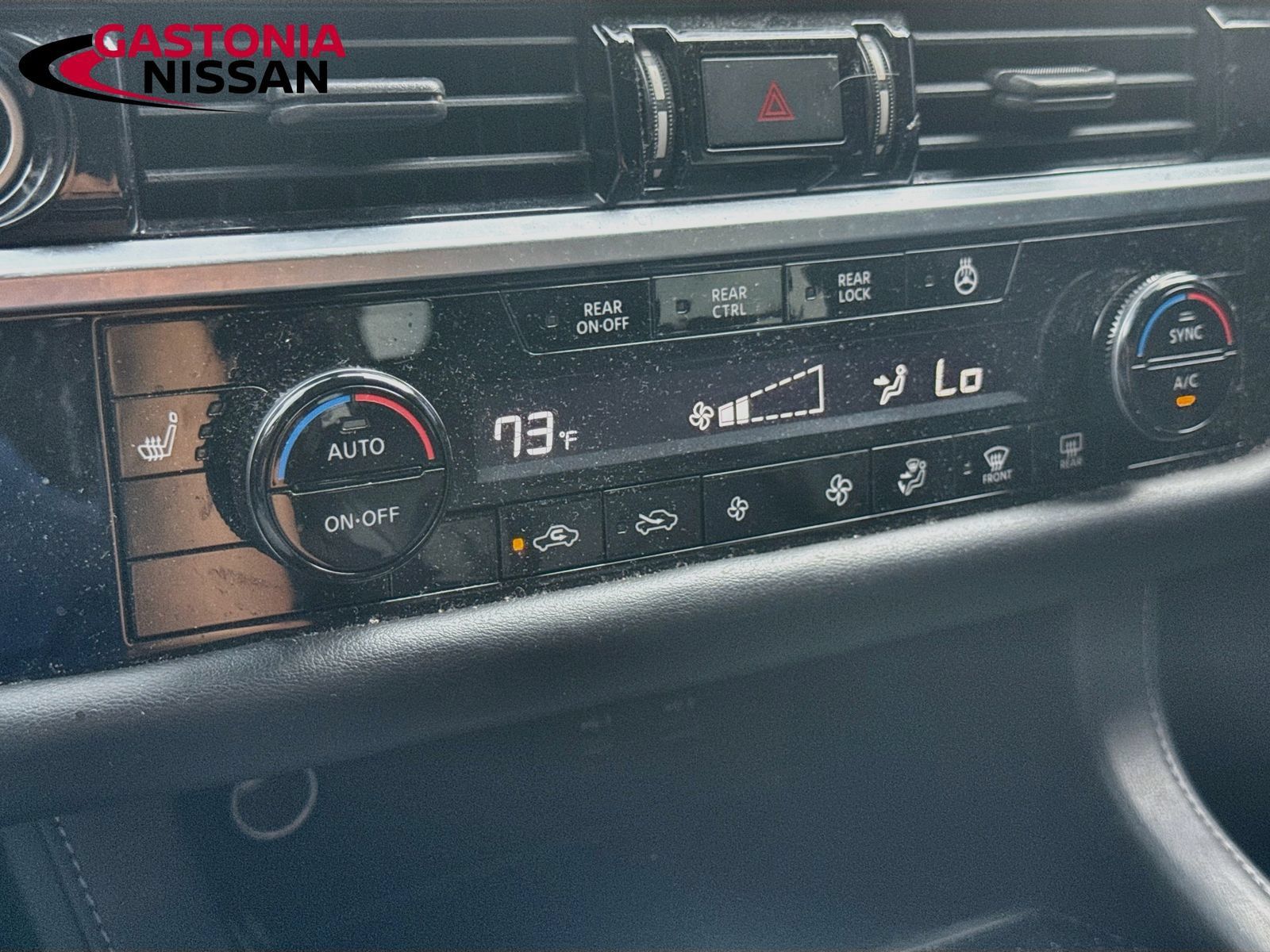 Used 2022 Nissan Pathfinder SL w/ Lighting Package (N92) FWD image 21
