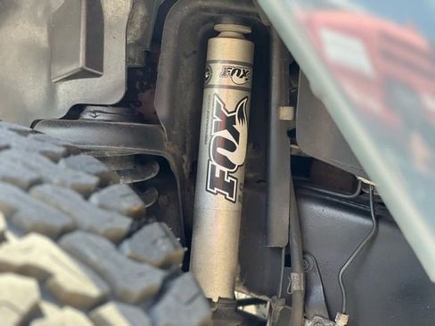 Used 2017 Jeep Wrangler Unlimited Rubicon AWD/4WD image 13