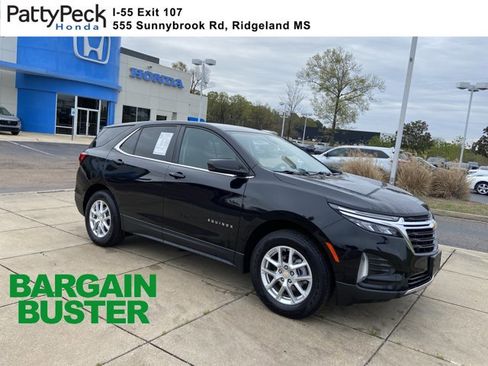 Used 2023 Chevrolet Equinox LT image 1