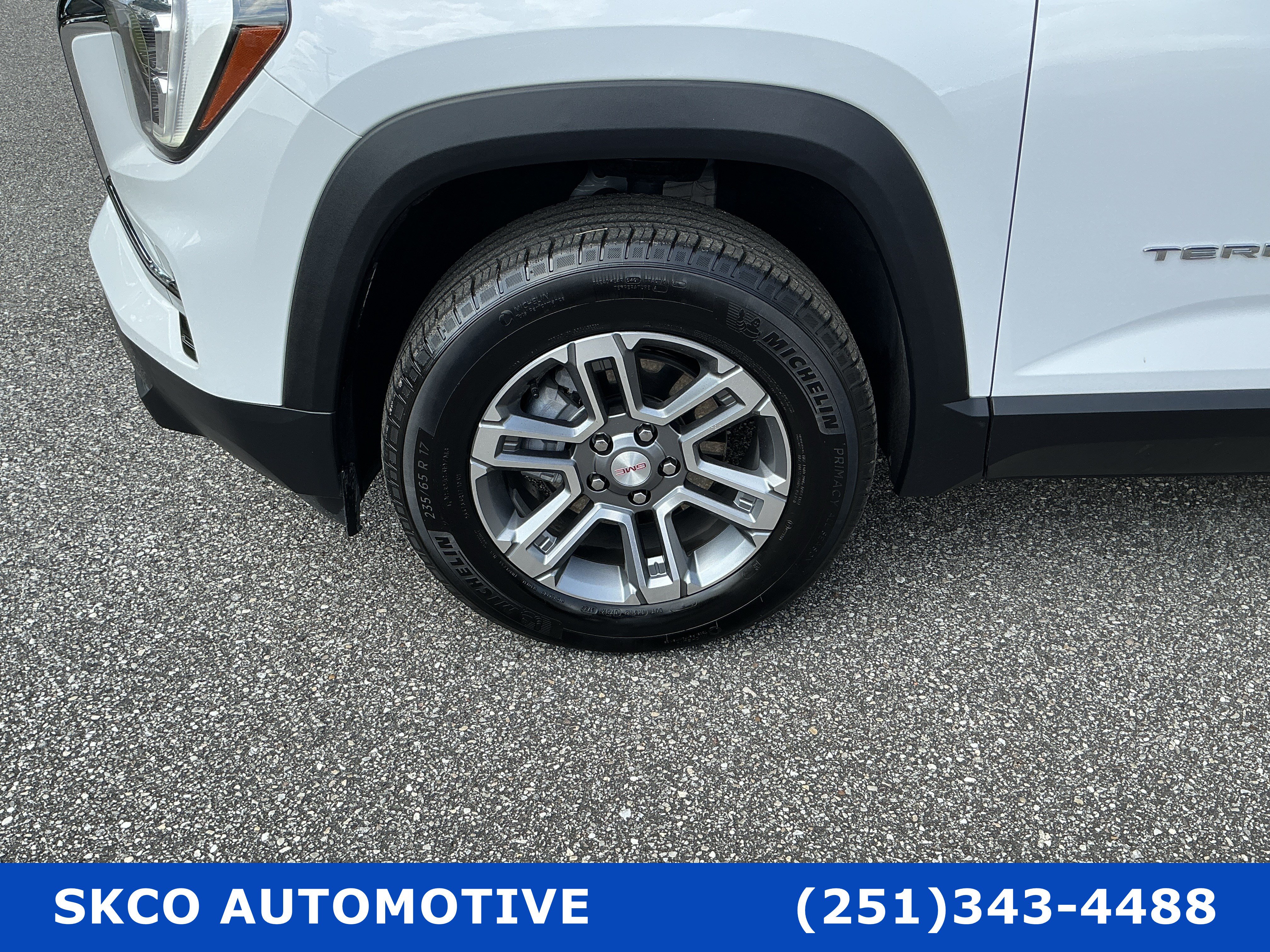 Used 2026 GMC Terrain Elevation FWD image 9