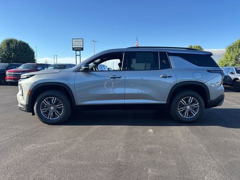 New 2026 Chevrolet Traverse LT w/ LPO, Floor Liner Package FWD image 3